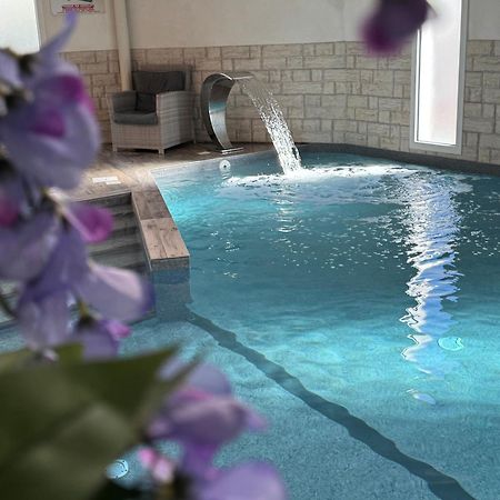 Hotel Calme Des Pins & Spa Ле-Сабль-д’Олон Экстерьер фото