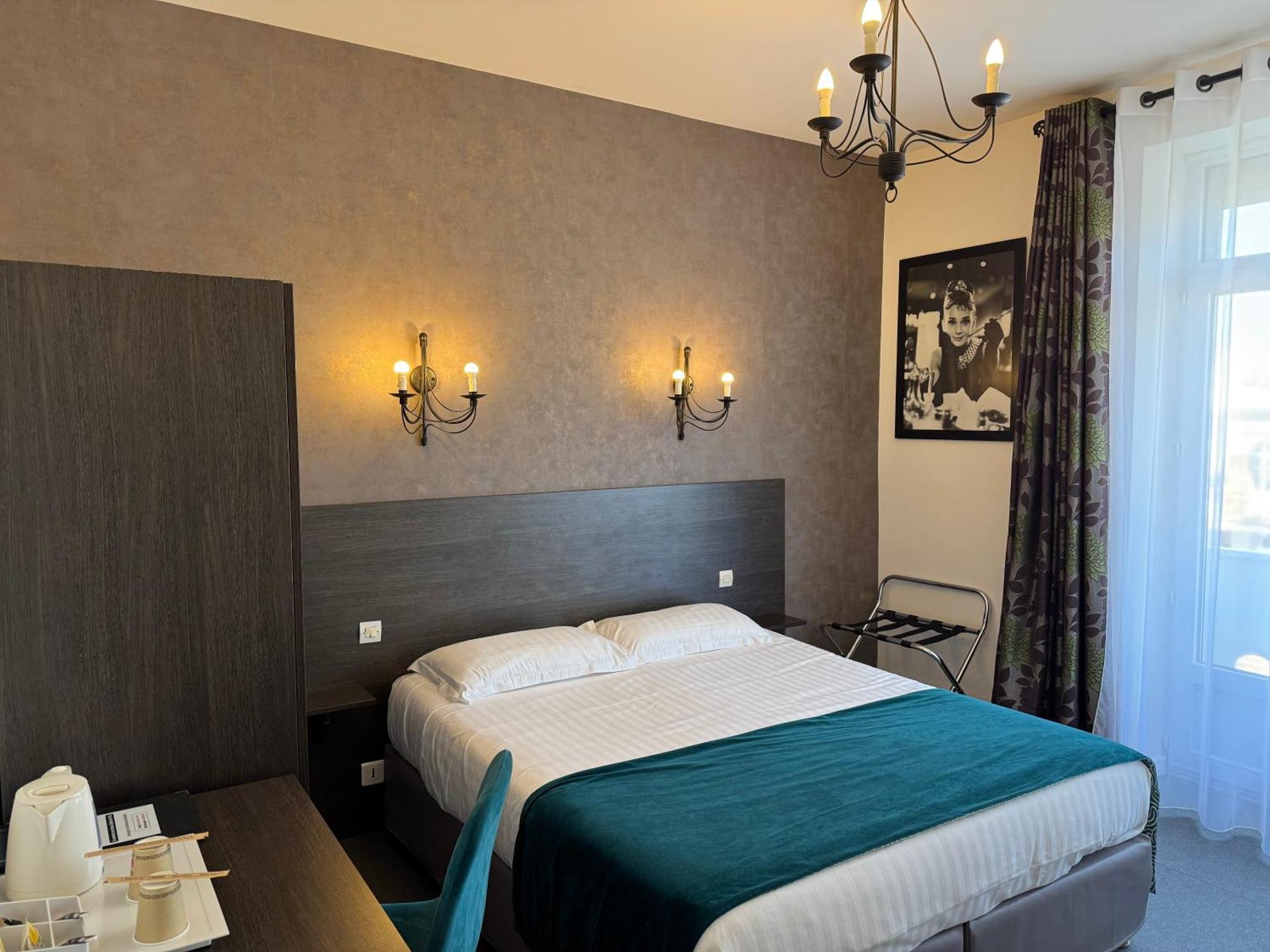 Hotel Calme Des Pins & Spa Ле-Сабль-д’Олон Экстерьер фото