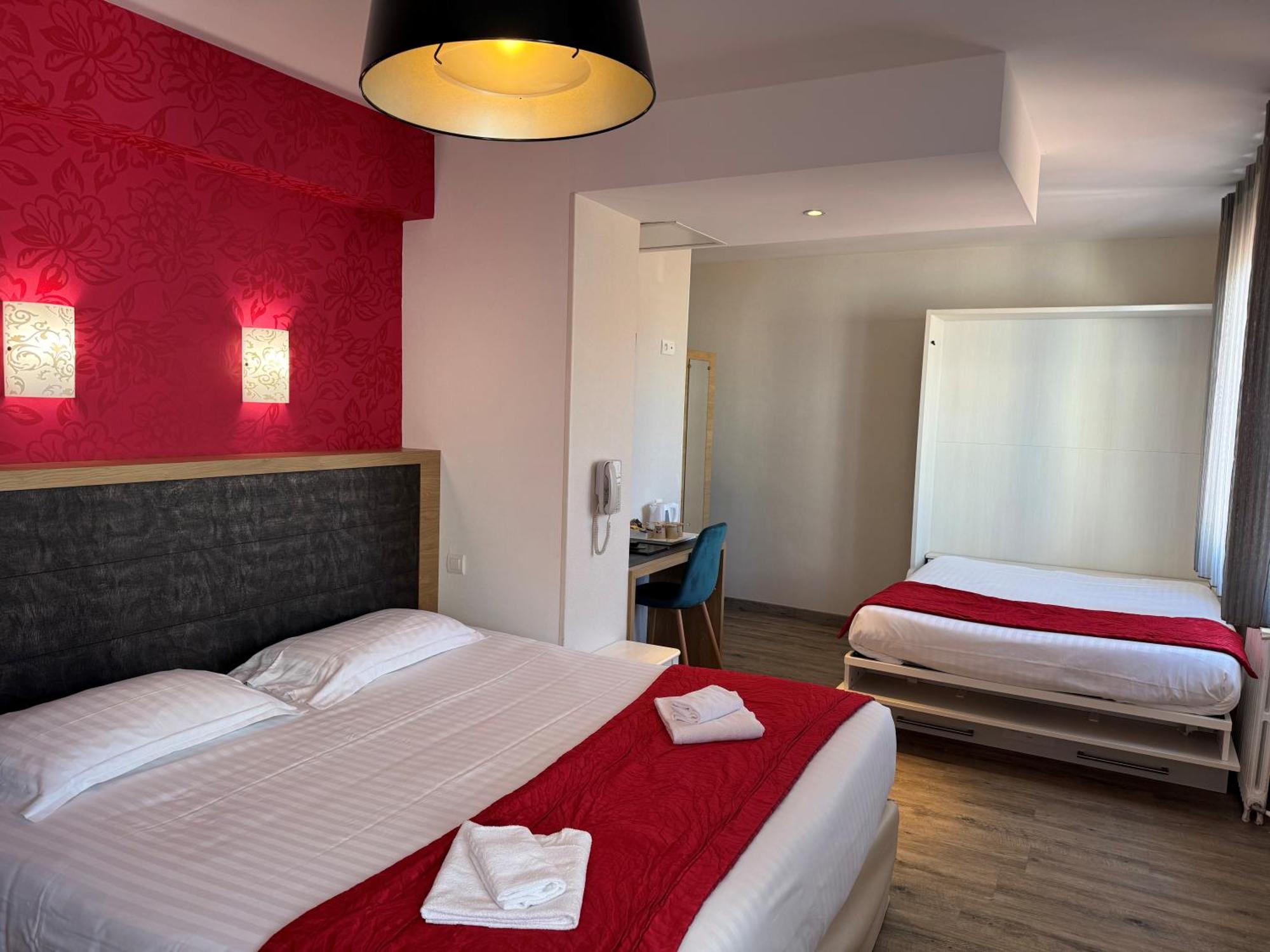 Hotel Calme Des Pins & Spa Ле-Сабль-д’Олон Экстерьер фото